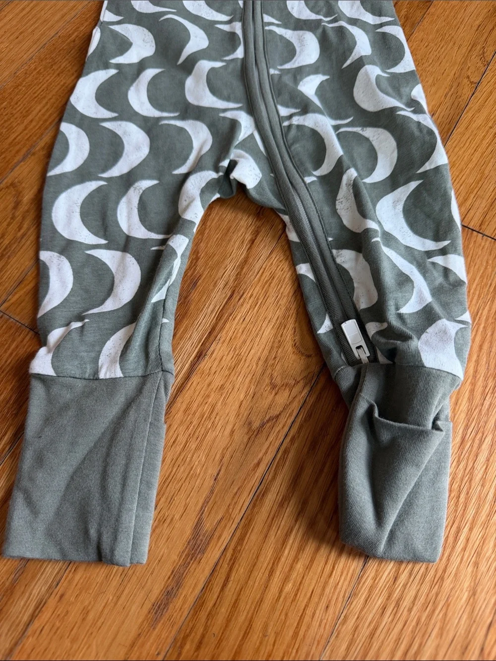 NWT Bonds Wondersuit Pajamas